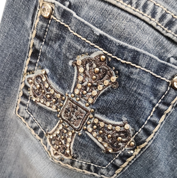 Miss Me Like a Prayer Boot Cut Jeans JP5046312 Size 31 - Picture 5 of 10